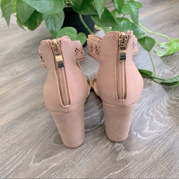 Chunky blush coloured heels with boho pattern - Picture 4 of 5